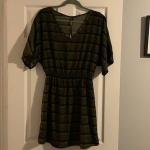 Knee length printed dress with slit details